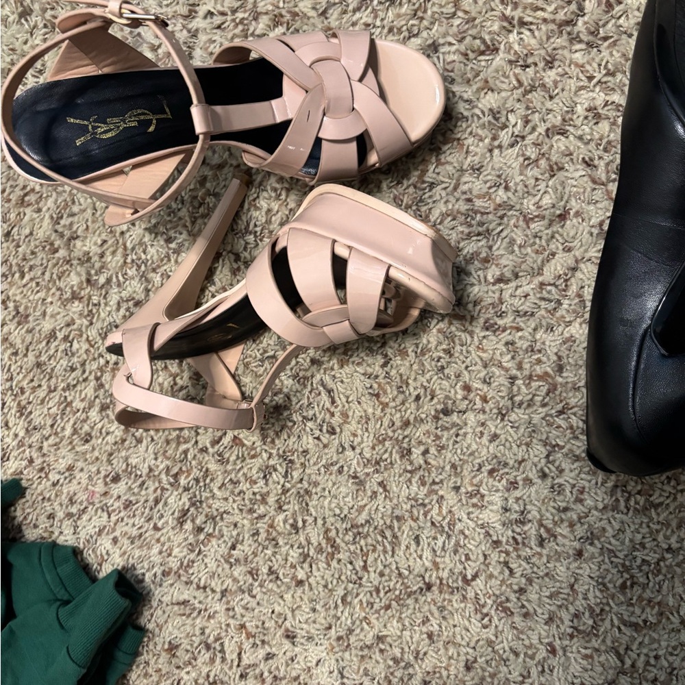 Yves Saint Laurent Women's Nude Strappy Sandals